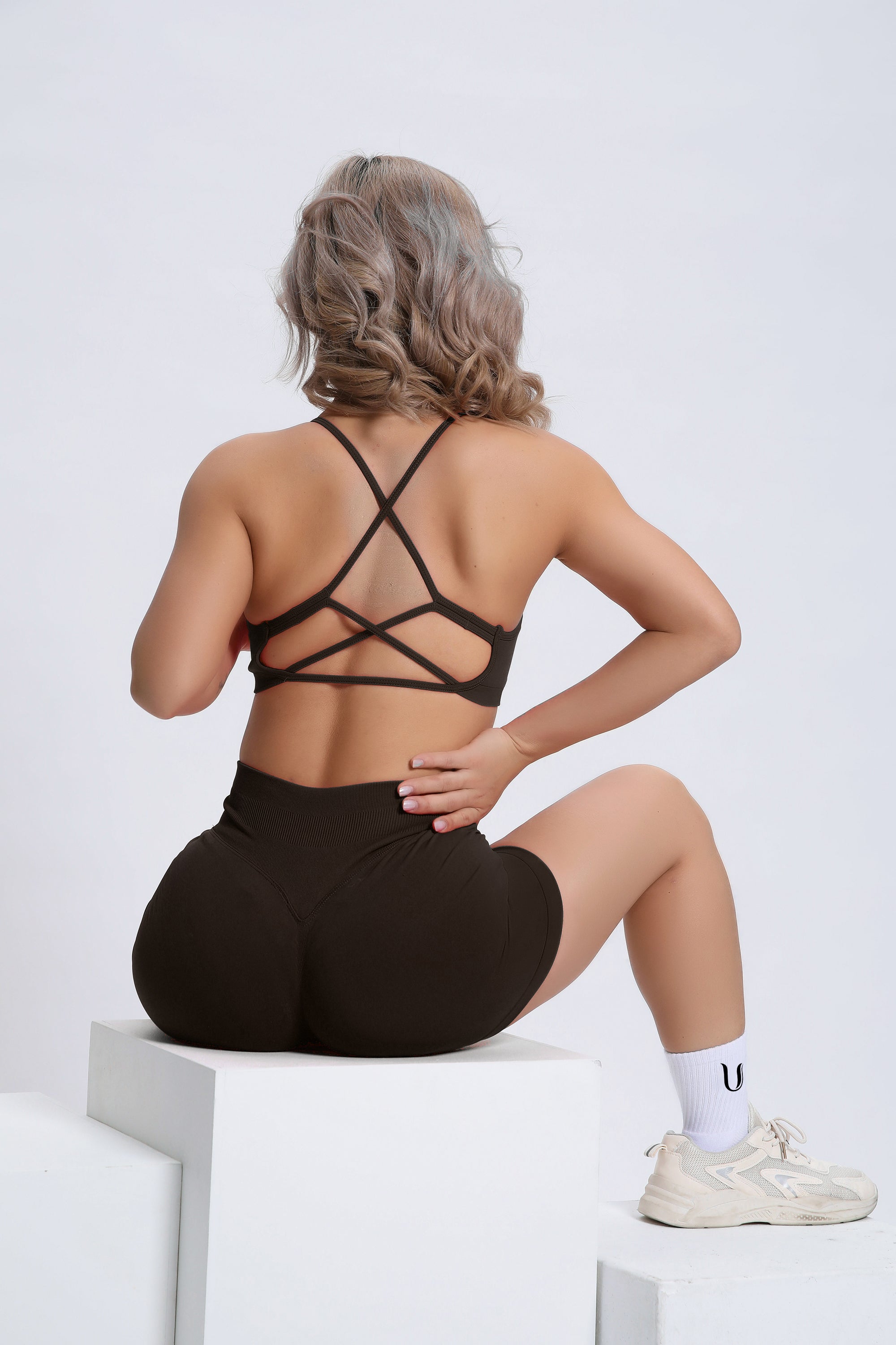 Joy | Sculpt Short Met Scrunch – Zwart