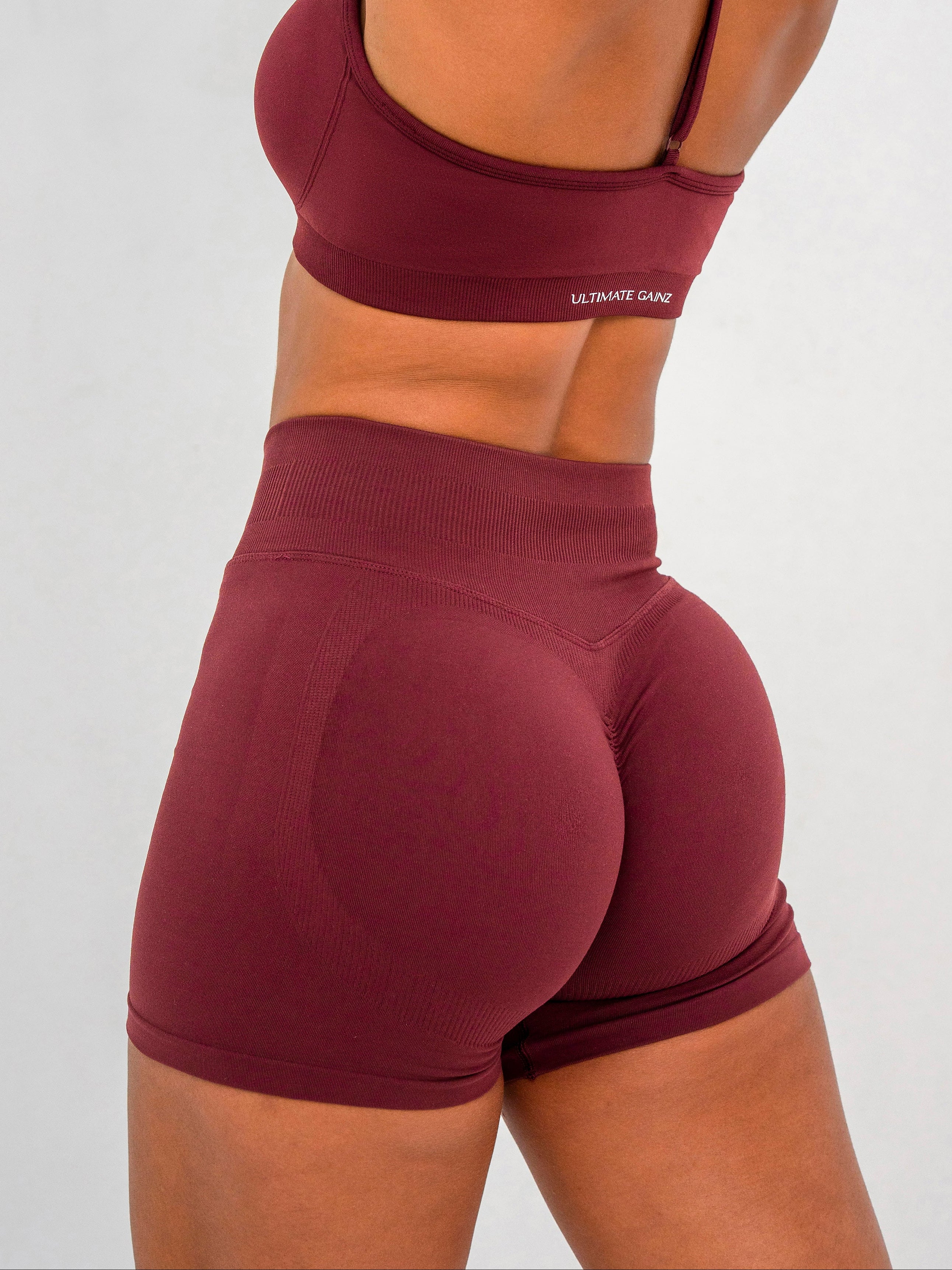 Luna | Premium Seamless Scrunch Short - Burgundy