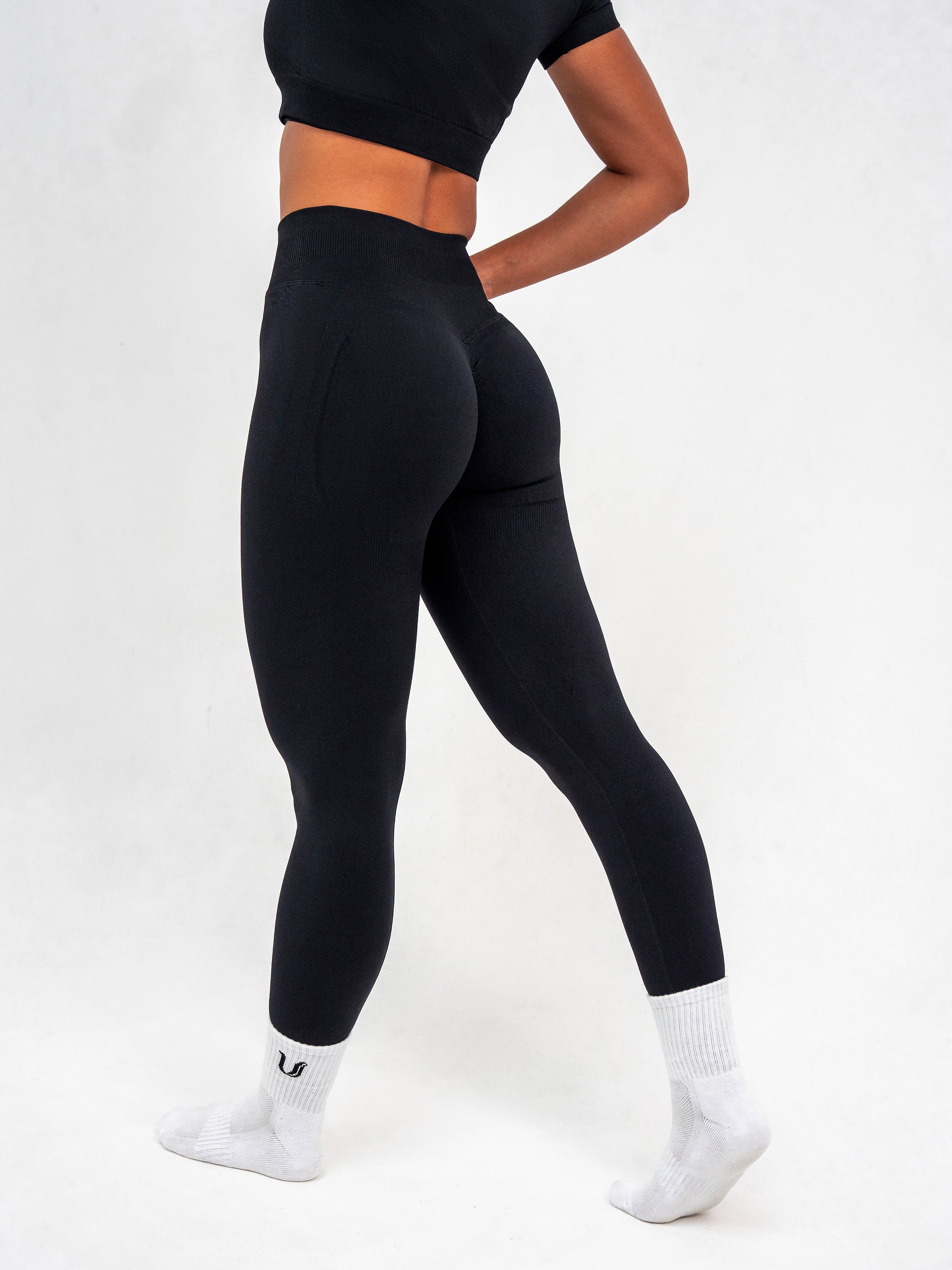 Luna | Premium Seamless Scrunch Legging - Zwart