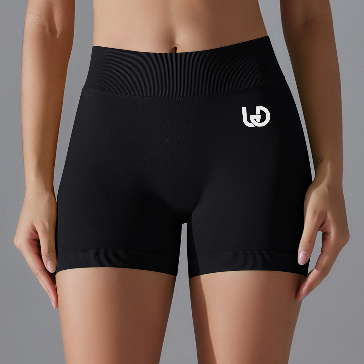 Mila V2 | Scrunch Sport Short - Zwart