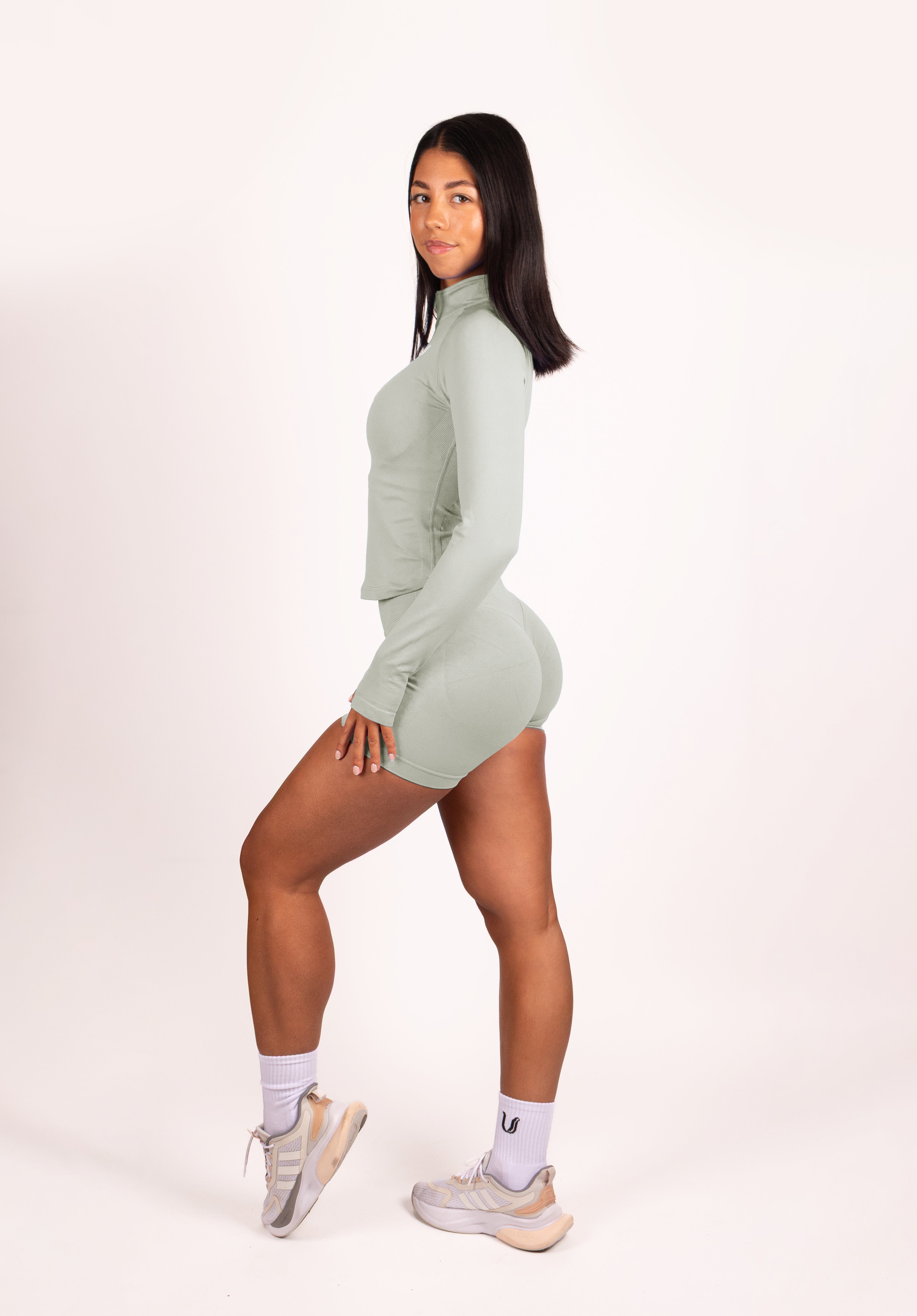 Beau | Premium High Performance Short Scrunch - Vert