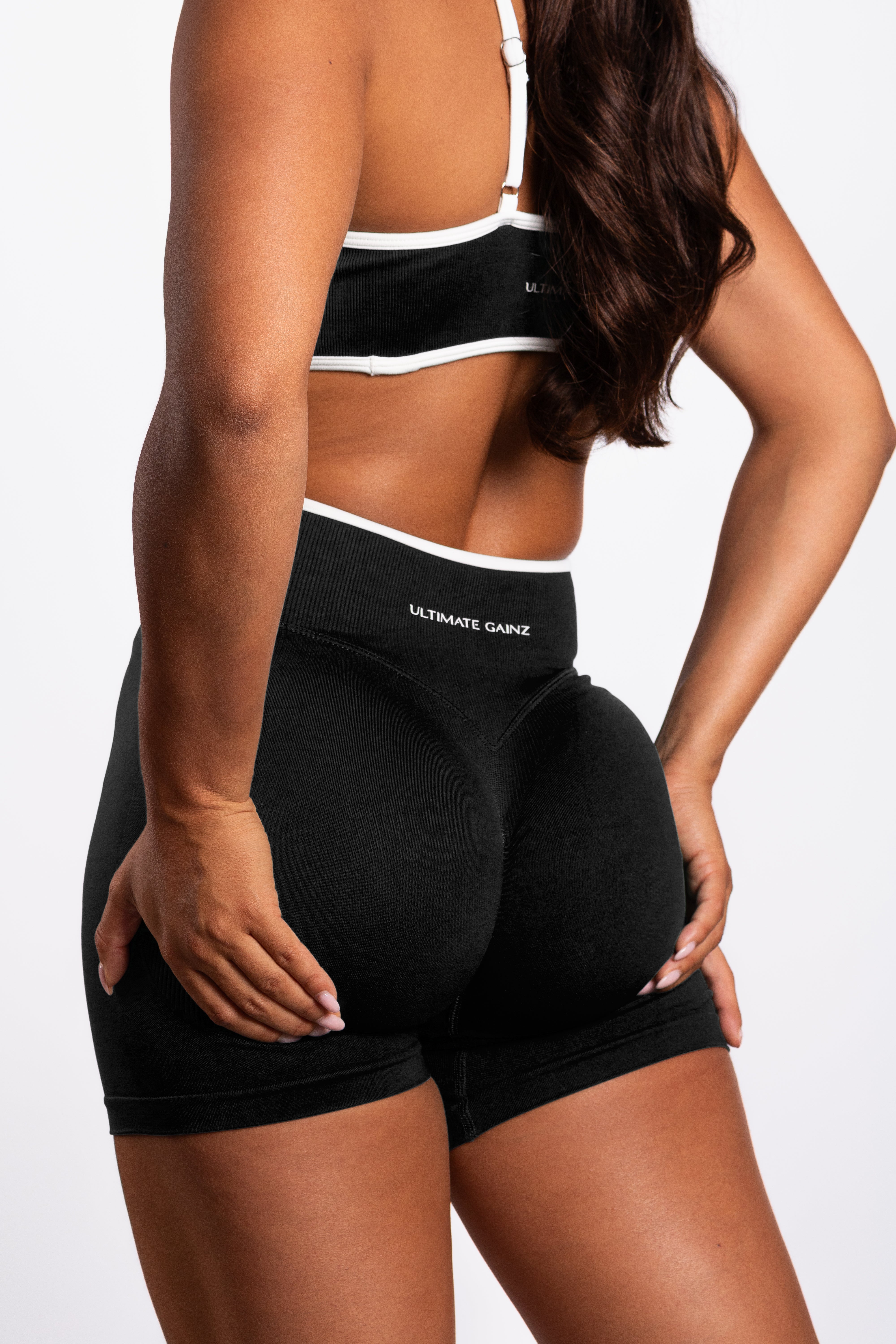 Ivy | Seamless Short – Schwarz