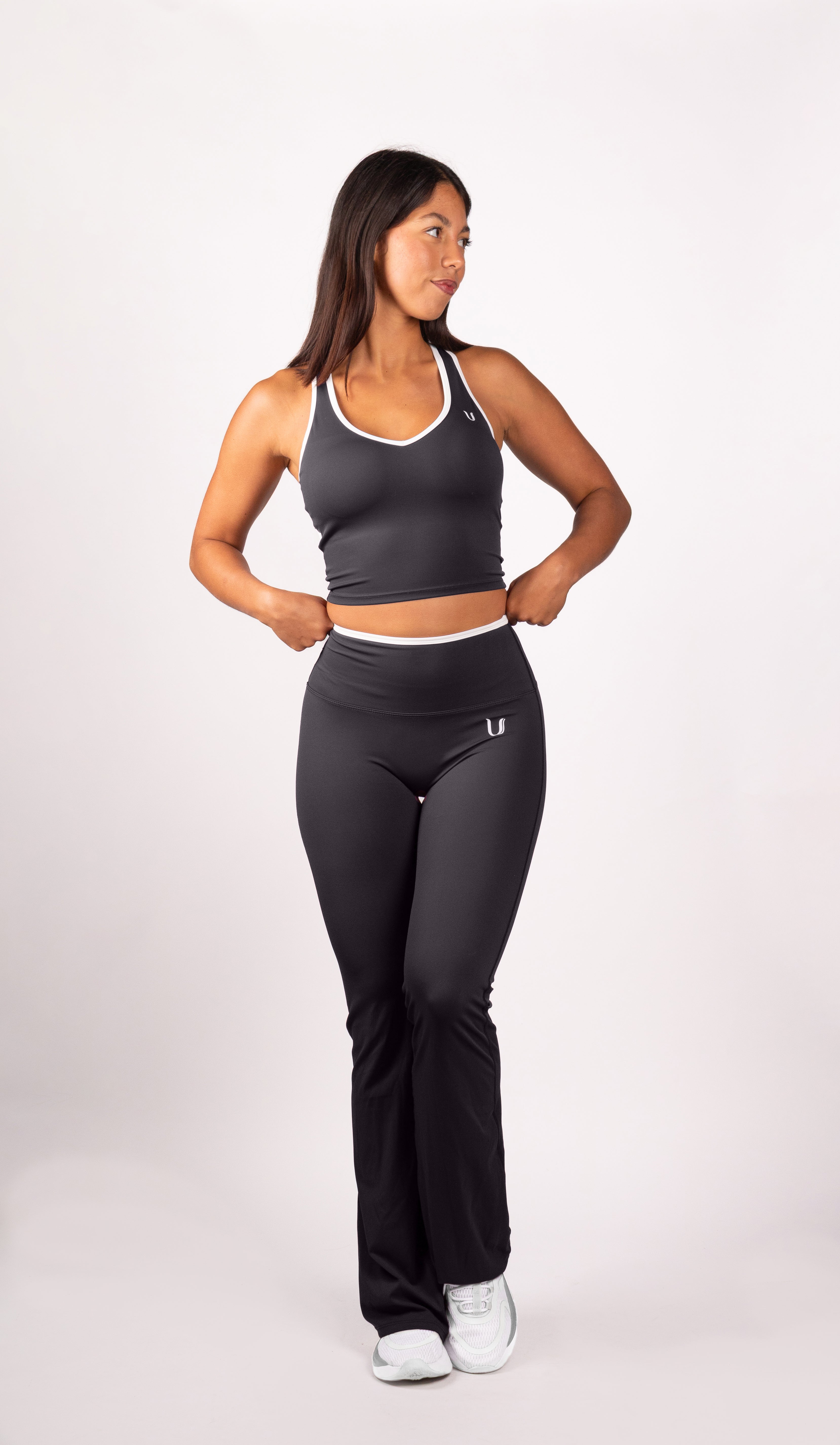 Ivy | Flare Legging – Schwarz