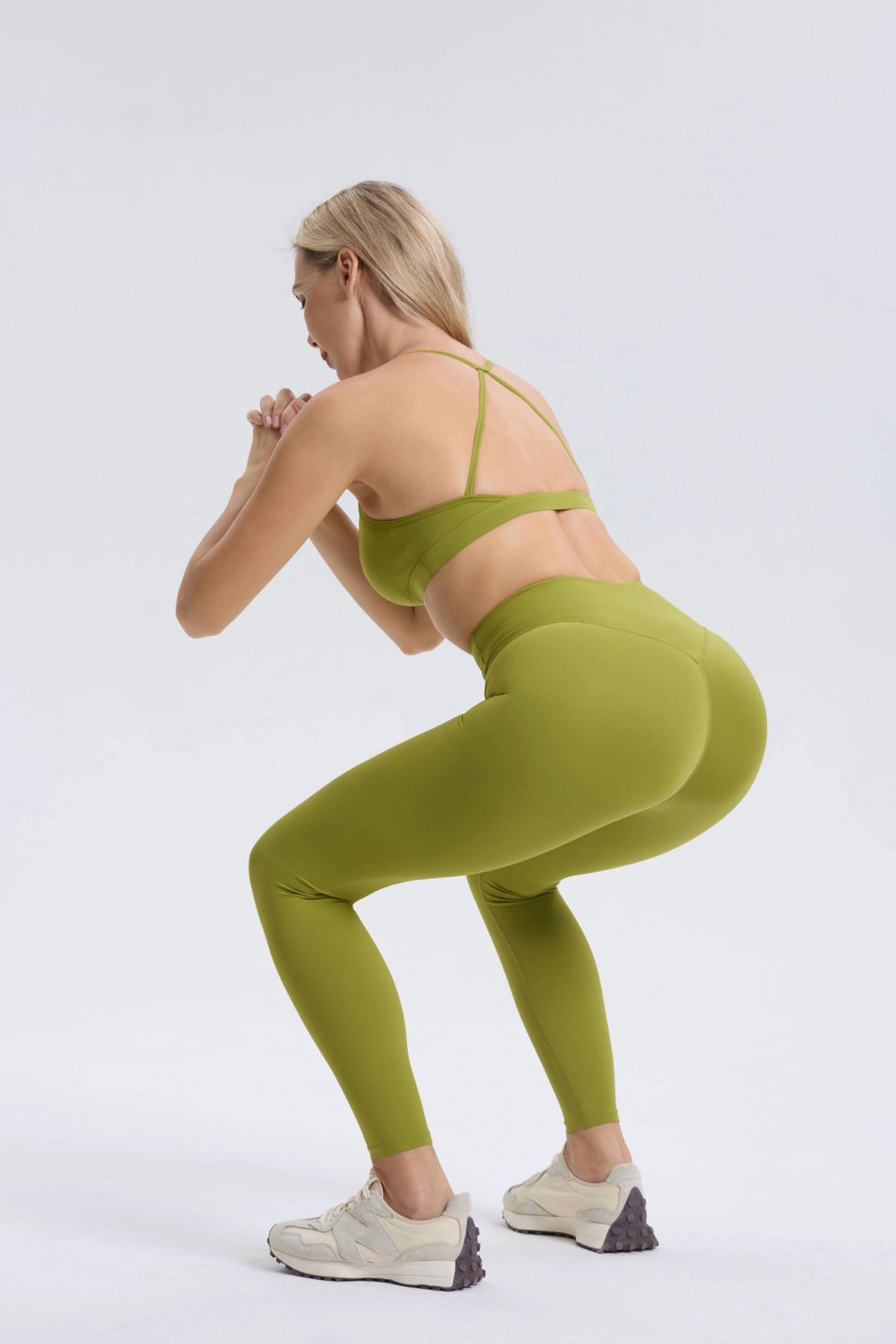 Hailey-Set | Nahtlos Top Leggings Set - Matcha